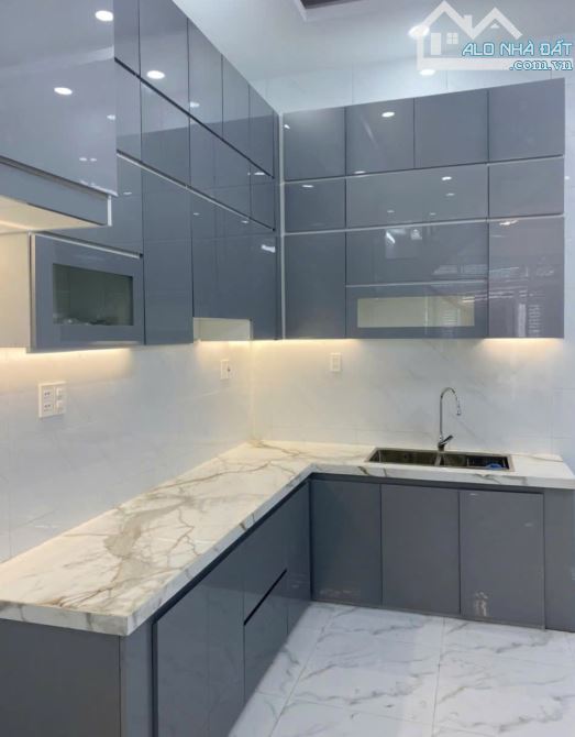 🔥 GIÁ 6,1 TỈ -- 57 M2 -- NHÀ 3 TẦNG GIÁP HOÀNG HỮU NAM – HẺM XE HƠI TRÁNH - 3