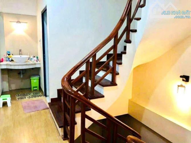 Bán nhà phố Khương Thượng, Ngõ thông, Nhà đẹp ở luôn , DT 43m2*5 Tầng* Giá 11,5 tỷ - 3