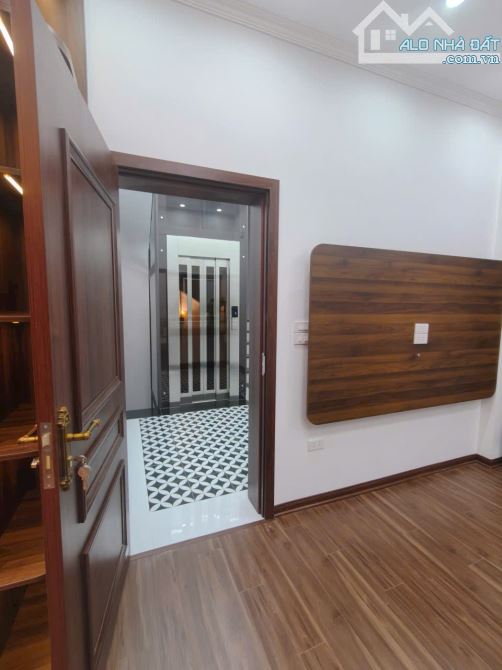 Đẳng cấp sang trọng, ngõ 409 Kim Mã, oto 20m, full nội thất thang máy, 46m2. Giá 15.5 tỷ - 3