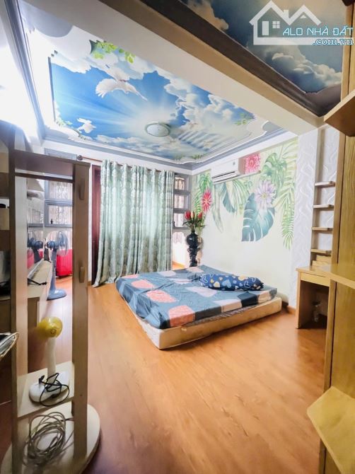 🍉 SÁT BÊN CHỢ BÀ CHIỂU] BẠCH ĐẰNG - 44m2 - Sang tên trong ngày -  5,7 T.Ỷ. - 3