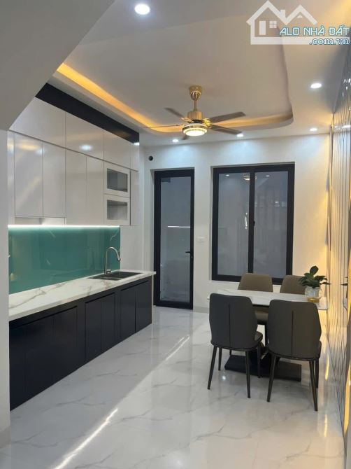 Giáp Nhị - Hoàng Mai 45/48 x 4 tầng, mặt tiền 3.5m, giá 10.68 tỷ thương lượng - 3