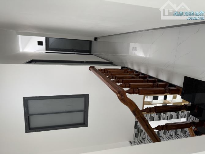 CHUYỂN NHƯỢNG NHÀ 2 TẦNG MỚI 44,4m2, HẺM CẠN SAU CĂN MẶT TIỀN NGUYỄN THÁI HỌC, QUI NHƠN. - 3