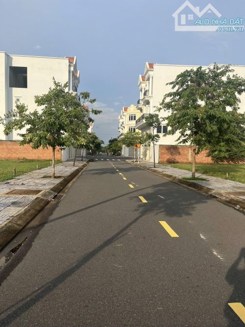 ĐẤT NỀN THỔ CƯ VỊ TRÍ SIÊU ĐẸP CẠNH SÂN BAY LONG THÀNH VÀ VÀNH ĐAI 4, SỔ RIÊNG TỪNG LÔ! - 3