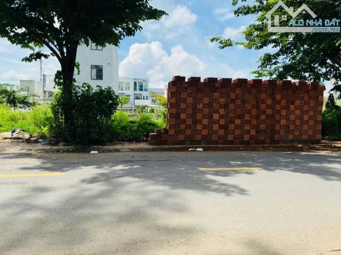 Bán đất phường Quang Vinh, cách đường Nguyễn Du 50m sổ hồng 100m2 ngang 5m giá 4,38 tỷ - 3