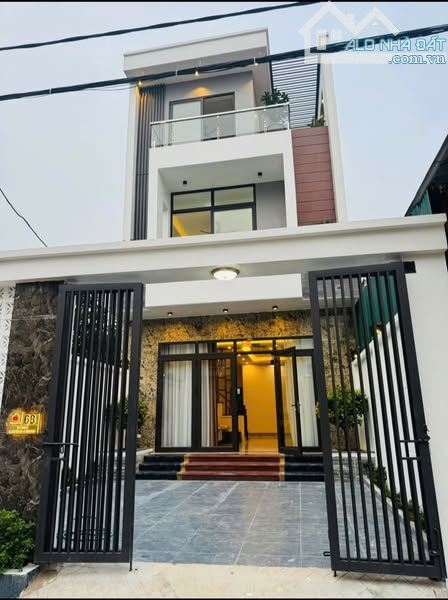 Bán nhà 3 tầng tại Định trung, Vĩnh yên, Vĩnh Phúc. DT 120m2 Hướng tây nam, Giá 4,3 tỷ - 3
