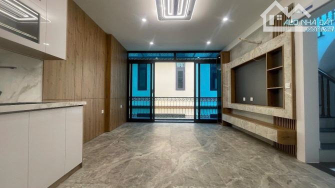 BÁN NHÀ NGUYỄN NGỌC NẠI – 35/40M² – 7 TẦNG – THANG MÁY – Ô TÔ VÀO NHÀ – 17.3 TỶ - 3