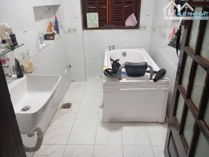 Nhà siêu đẹp, bán nhà Phú Thị Gia Lâm, 81m*3 tầng - ô tô tránh- 8.x tỷ. - 3