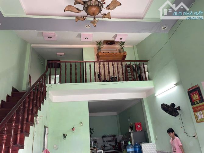 Bán nhà cấp 4 gác lửng gần đường An Phú 20 p.An Phú Tp.Thuận An chỉ 2ty650 TL M7576 - 3
