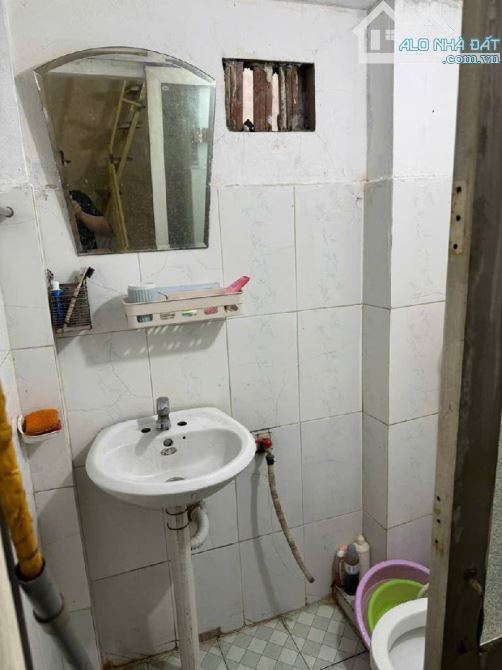 Phố Nguyễn Văn Cừ, PHÂN KHÚC HIẾM, nhà ở ngay 3 tầng, CHỈ HƠN 2 T.Ỷ - 3