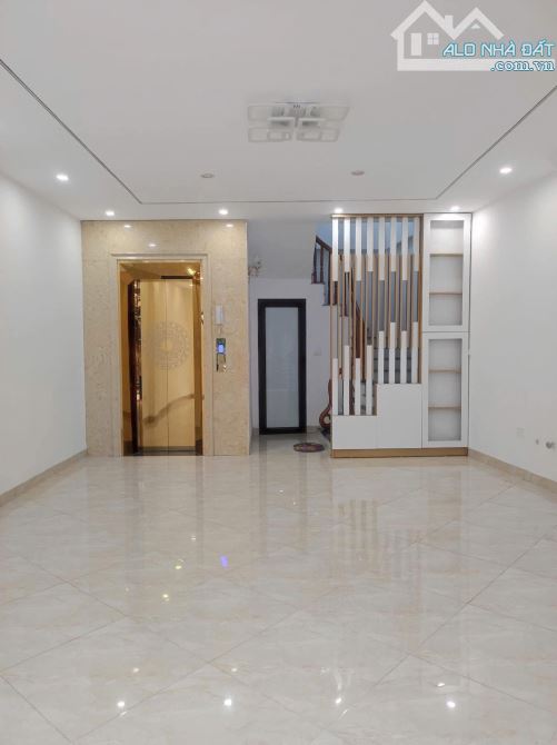 TRƯƠNG ĐỊNH MINH KHAI 45M 5 TẦNG Ô TÔ VÀO NHÀ - 3