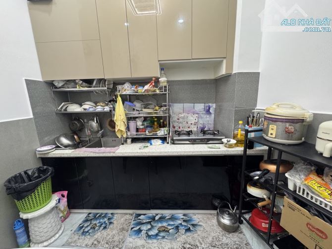 NHÀ ĐƯỜNG NGUYỄN VĂN LƯỢNG PHƯỜNG 17 GÒ VẤP - 32 M2 - 3 TẦNG  - 3 PN CHỈ 4,7 TỶ - 3