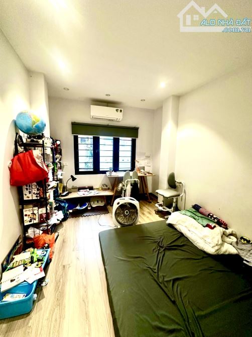 HƠN 5 T , NHÀ DÂN XÂY, CỬA KHOÁ VÂN TAY khung cột chắc chắn. Không Quy hoạch, - 3