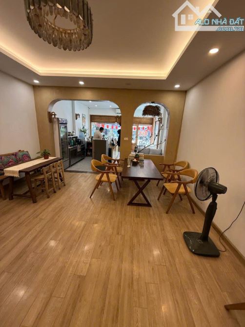 TÒA NHÀ MẶT PHỐ ĐƯỜNG LÁNG 50M2 8 TẦNG MẶT TIỀN 5M GIÁ 36 TỶ - 3