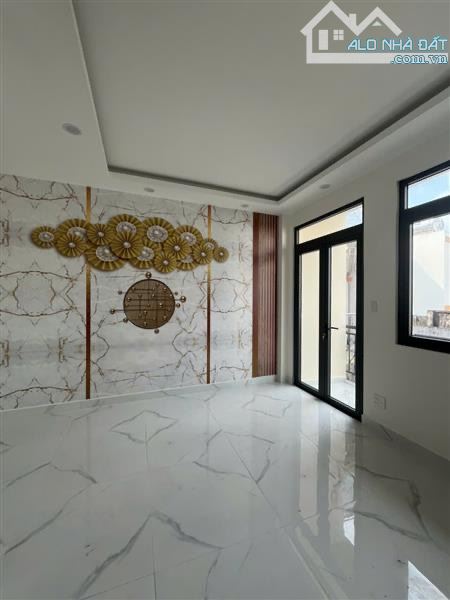 🌟Siêu Phẩm 2MT - Trung tâm Q4 - 4 Tầng BTCT 87m2 - 💰Chỉ 8 Tỏi 880 TL - 3