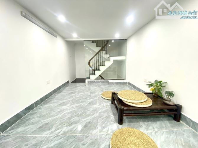 Bán nhà mới 30m2x5 tầng, 4 ngủ, full nội thất ngay ngã tư sở, chỉ 6.58tỷ (CTL) - 3