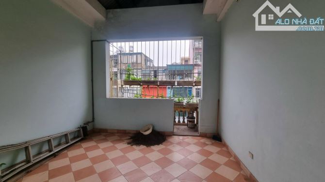 Bán nhà Trần Bình-Nguyễn Hoàng, phân lô ôtô tránh, 70m2 mặt tiền gần 5m giá 18,5 tỉ có TL - 3