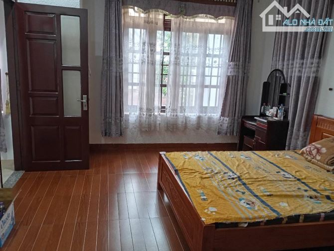 12.x tỷ/ 127 m2 / 12 M tiền/ Trục Chính Mặt Phố Tô Hiệu.Văn giang - 3