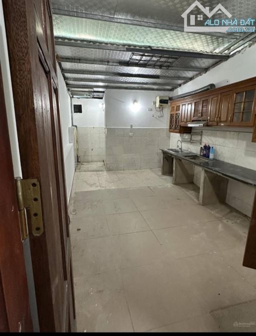 Cho thuê nhà ngõ ô tô 192 Phố Lê Trọng Tấn, 70m2 x 2 tầng, 3 ngủ, 8 Triệu KD, VP, ở - 3