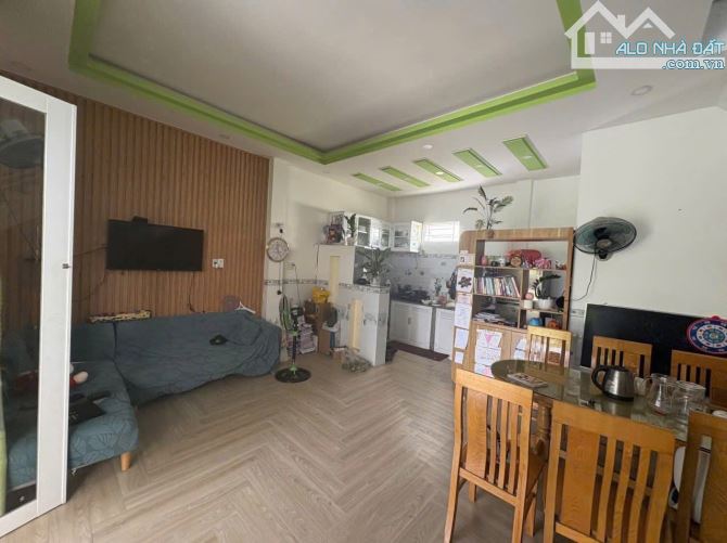 🍀BÁN NHÀ VĨNH CHÂU – VĨNH HIỆP, NHA TRANG. NGANG 6m, GIÁ 3 TỶ 200. DT: 63,3m2 - 4