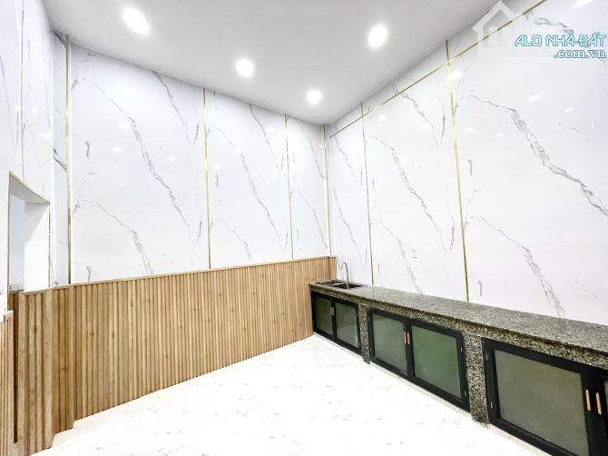 PHẠM THẾ HIỂN P4Q8 NHÀ ĐẸP - 3.5X12M - CHỈ 5.3 TỶ TL - KHÔNG QUY HOẠCH HAY LỘ GIỚI - 4
