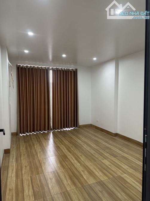 🏡 BÁN NHÀ 3 TẦNG – LÔ ĐẤT NỞ HẬU – NGÕ NÔNG, SÁT TRƯỜNG HỌC- VÀI BƯỚC CHÂN RA TRỤC KD - 4
