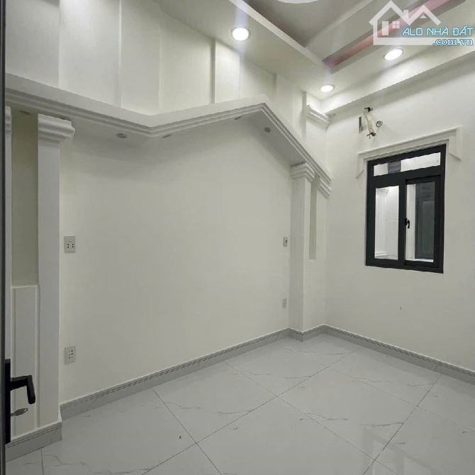 SIÊU PHẨM TÂN BÌNH - KẾ BÊN KHU CƯ XÁ LỮ GIA QUẬN 11 - 59M (3.7/41 × 16 ) - 2 TẦNG - 9.9 T - 4
