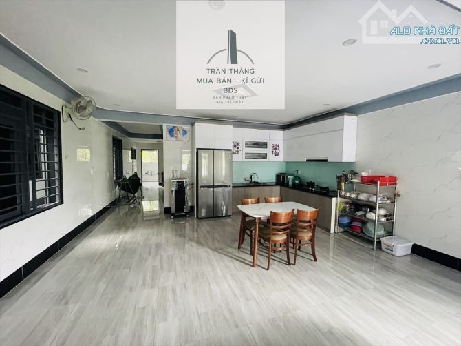 Bán Đất Tặng Căn Nhà Mới Xây - KDC - Nhà Đẹp - 4