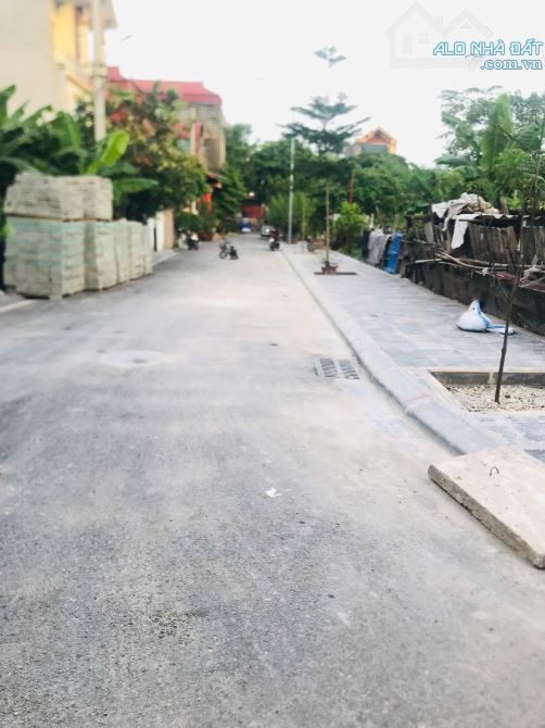 KHU ĐẤU GIÁ DU NỘI MAI LÂM, THÔNG Ô TÔ TRÁNH, VÀI BƯỚC RA QUỐC LỘ 3 LIÊN TỈNH - 4