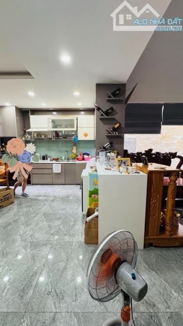 Nhà đẹp Chiến Lược, BTĐ, Bình Tân, 128m2, 4 tầng 8.2x15m - 4