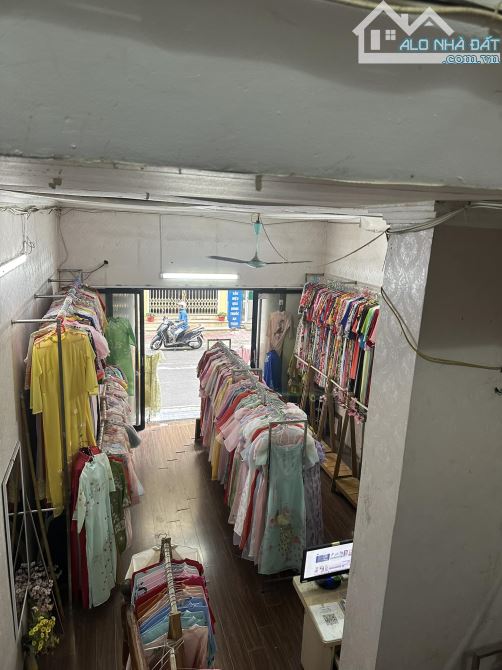 Hàng đẹp Cầu giấy thông số chuẩn 58m 4tầng Mặt tiền 4,7m Giá hấp dẫn 24.2 Tỷ - 4