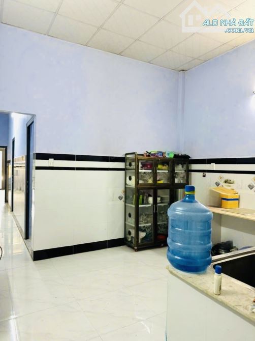 Bán Nhà Hóc Môn - 101M2 (4,2 x 24m )- Cấp 4  Hẻm Ba Gác -  Chỉ 2,89Tỷ. - 4
