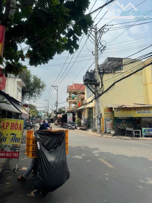NHÀ ĐẸP 3 TẦNG NGAY TÂN THỚI NHẤT (Q.12 CỦ) , GẦN METRO THAM LƯƠNG - 4