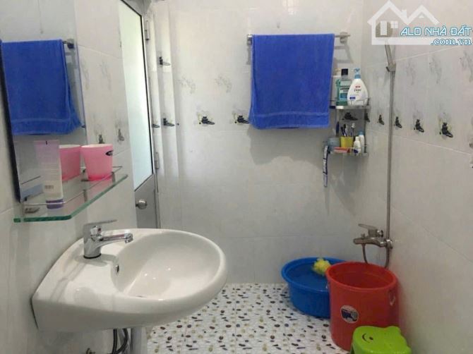 CẦN BÁN NHÀ GIÁ TỐT MT NHỰA GẦN UBND PHƯỜNG 5 - 4