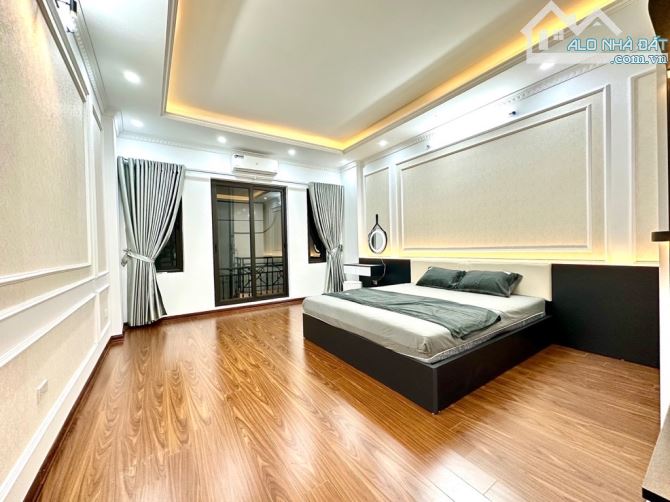 Nhà cực đẹp 39m2x5T đầy đủ nội thất. Cách mặt phố 50m, ngõ nông thẳng phố Trần Duy Hưng. - 4