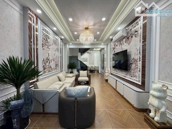 🏡LÝ PHỤC MAN - HẺM ÔTÔ - 65M2 - 4TẦNG - NỘI THẤT CAO CẤP SANG TRỌNG - CHỈ CÒN 9Ty9 - 4