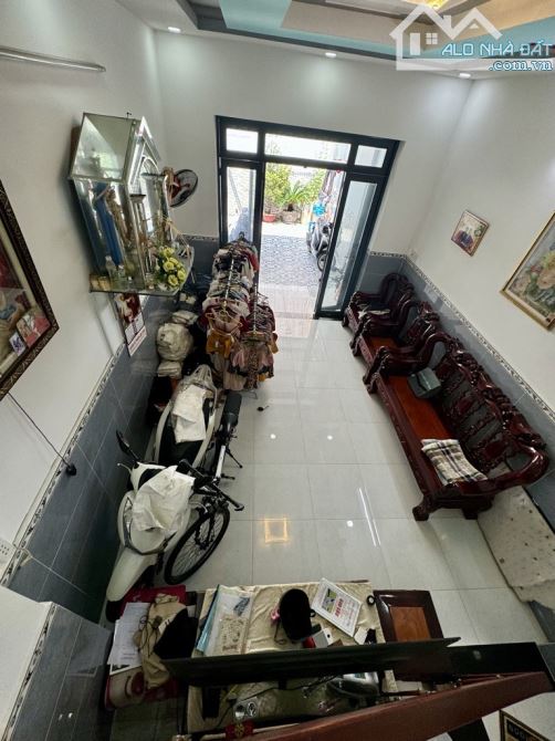 Cần bán nhà 2 tầng 85m², Q12 Nguyễn Văn Quá ĐHT 02- Giá 4.95 tỷ - 4