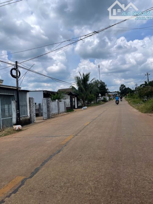 LÔ THỔ CƯ CÁCH NGÃ 6 BMT 8Km GIÁ CHỈ 668 TRIỆU - 4