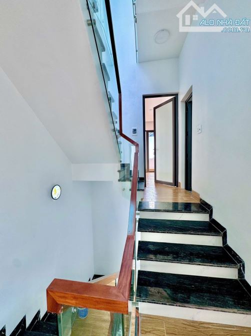 Bán nhà ngõ đẹp to Tô Hiến Thành ô tô đỗ cửa giá tốt - 4