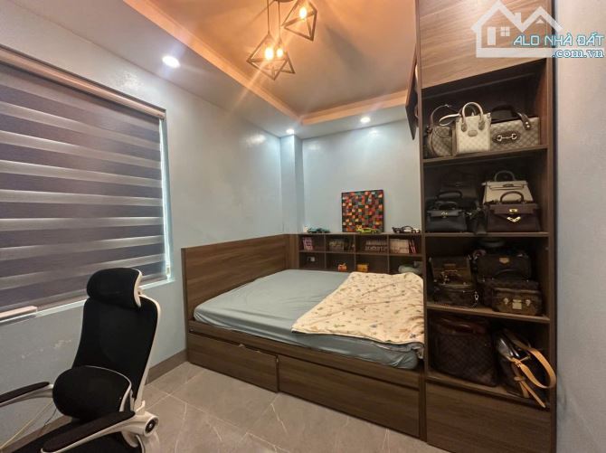 Bán căn hộ Duplex 3 ngủ 3 wc tòa AZ Lâm Viên đường Nguyễn Phong Sắc, Cầu Giấy - 4