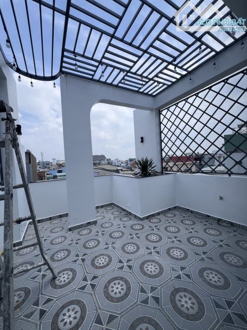 🏡 NHÀ MỚI 4 TẦNG – FULL NỘI THẤT – TRUNG TÂM NHÀ BÈ 📍 Hẻm 1716 Huỳnh Tấn Phát, giáp Q7 - 4