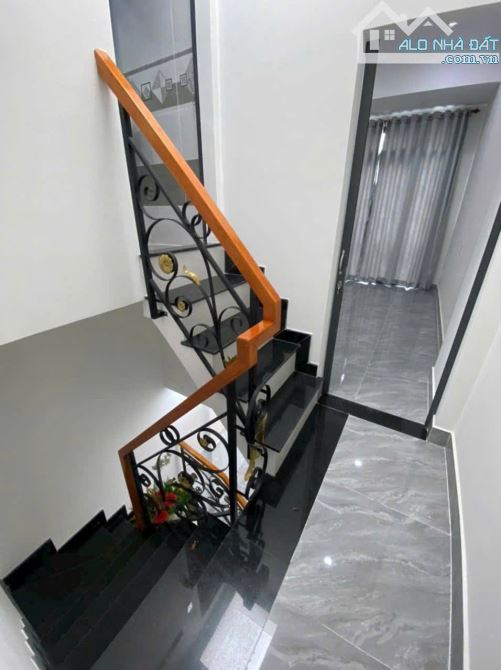 MẶT TIỀN TÂN BÌNH VỪA Ở VỪA KINH DOANH - NHỈNH 3 TỶ - 4