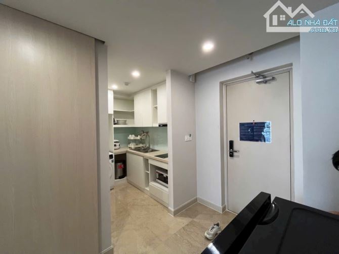 Cho thuê căn hộ studio GoldCoast view biển giá 12/tháng - 4