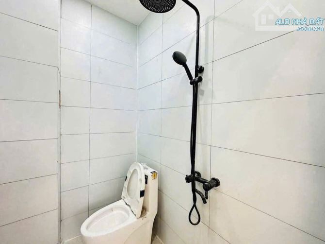 BIỆT THỰ MINI NGAY CHỢ CỔNG SAU CHANGSHIN ĐANG ĐI VÀO HOÀN THIỆN - 4