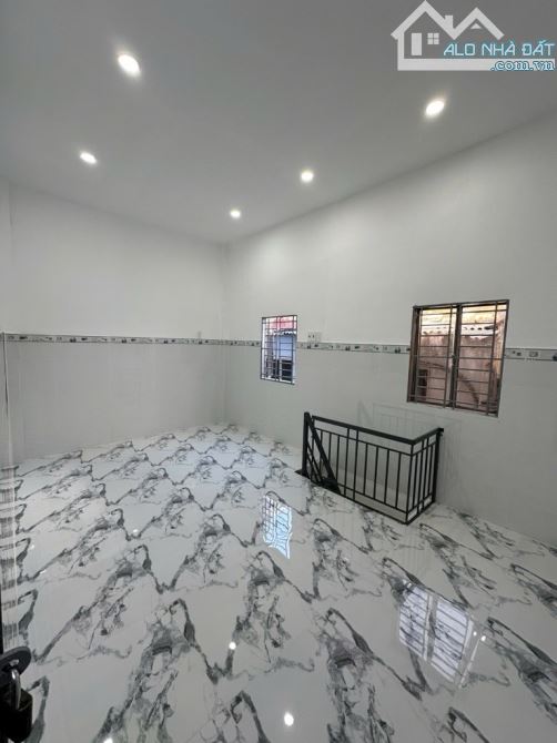 Nhà hẻm Ven Sông Xáng Quận 8, 16m2 - 4