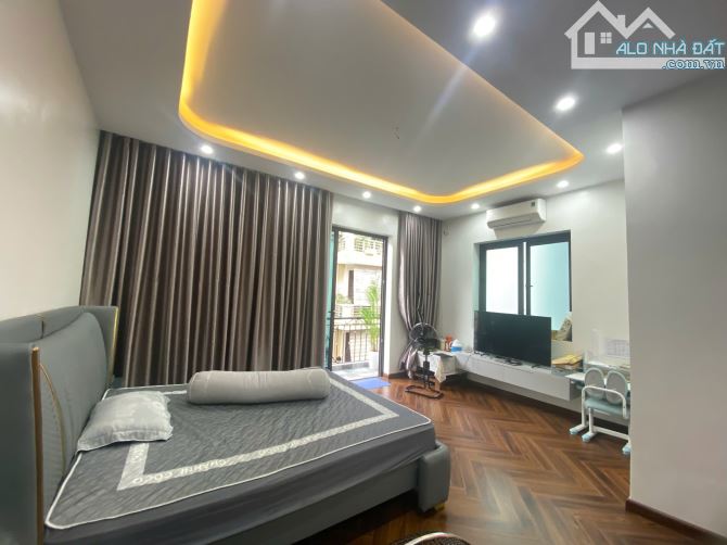GIẢM 1 TỶ, BÁN NHANH NHÀ PHÂN LÔ NGHĨA TÂN-CẦU GIẤY 65M2X4T-NHỈNH 20 TỶ - 4