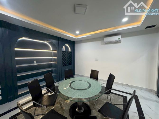 Nhà Phố Nhà Hẻm Xe Hơi 6 mét, đường Mê Linh, P.09, Đà Lạt 120m2 4 phòng ngủ, 3 WC - 4