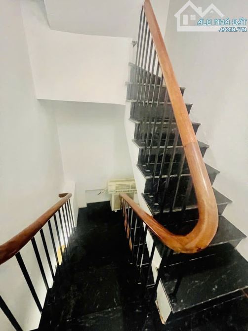 Bán nhà Láng, lô góc, gần phố, mặt ngõ rộng thoáng, nhà đẹp ở ngay, 33m2, 4 tầng, giá 8 tỷ - 4