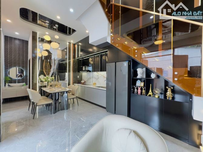 Mini Villa Tô Hiệu, sau lưng mặt tiền, vị trí đẹp, sẵn nội thất vào ở ngay - 4