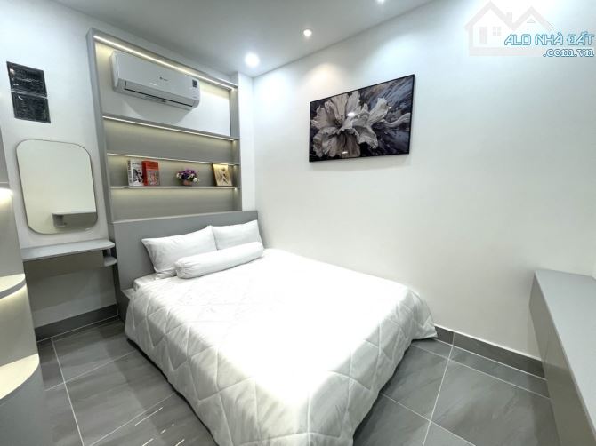 💥💥💥NGUYỄN VĂN KHỐI GÒ VẤP - 2 TẦNG KIÊN CỐ - DT 4M X 10M - HẺM Ô TÔ - SỔ VUÔNG ĐẸP - 4