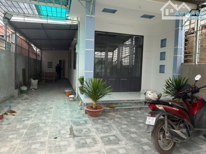 Bán nhà 2 tầng 10x26m full thổ cư, kề chợ Hóc Môn, hơn 6 tỷ - 4